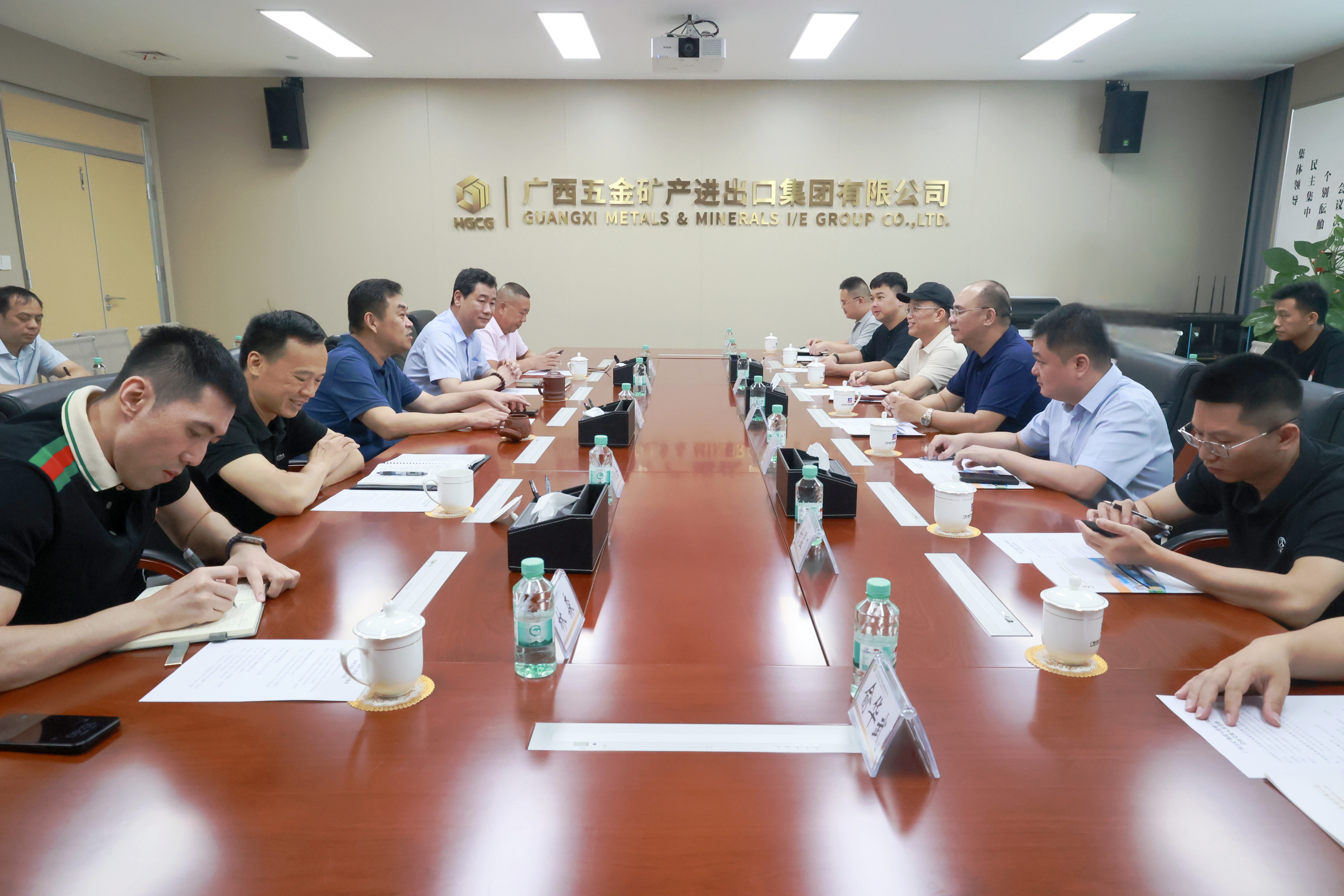 五礦動(dòng)態(tài) | 探索綜合能源合作新模式！曹津津會(huì)見(jiàn)貴港工投集團(tuán)隆永恒一行